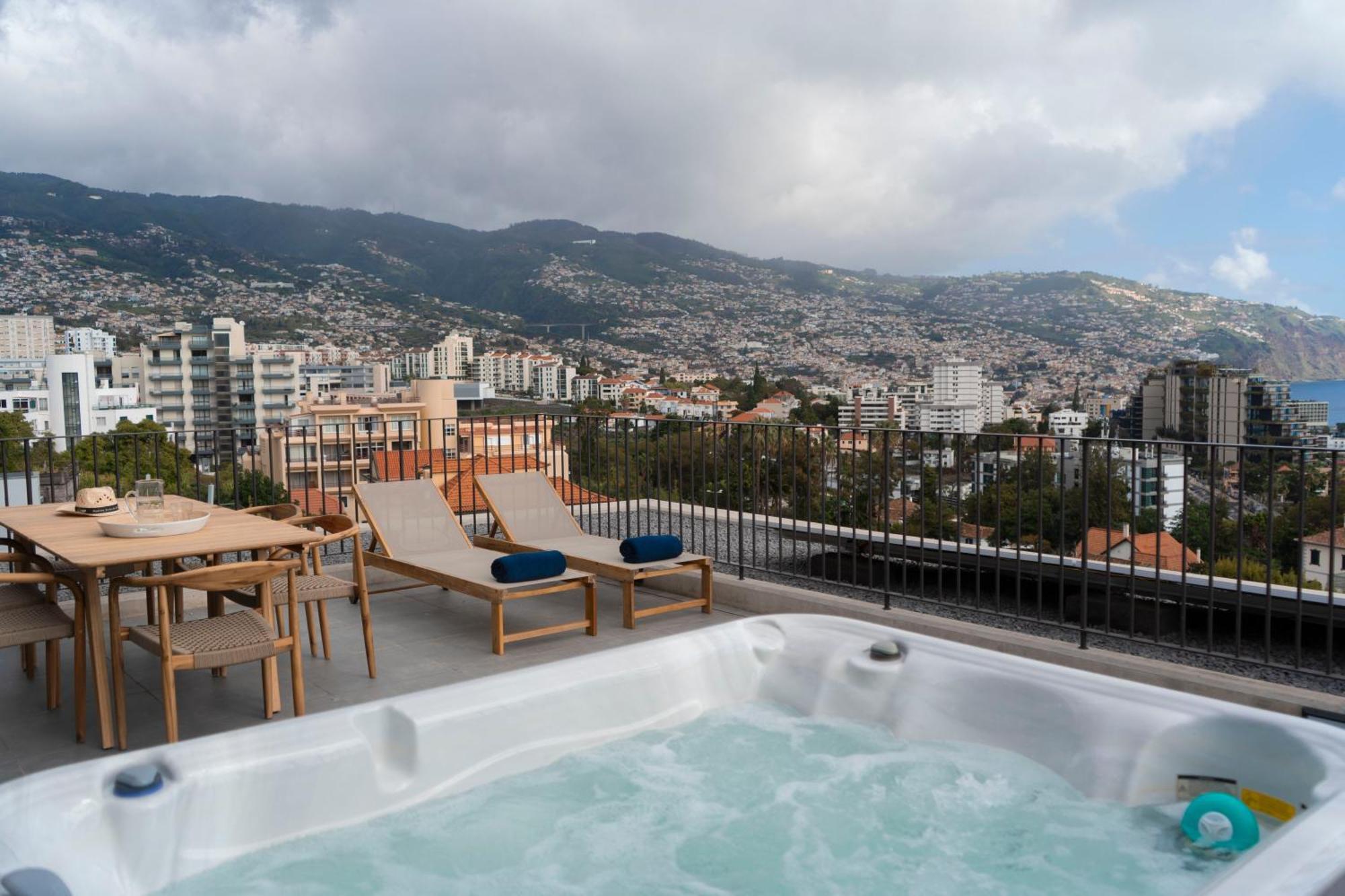 Green Boat By Madeira Best Apartments Funchal  Luaran gambar
